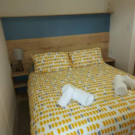 Campeggio Rustling Pines At Knaresborough Lido *