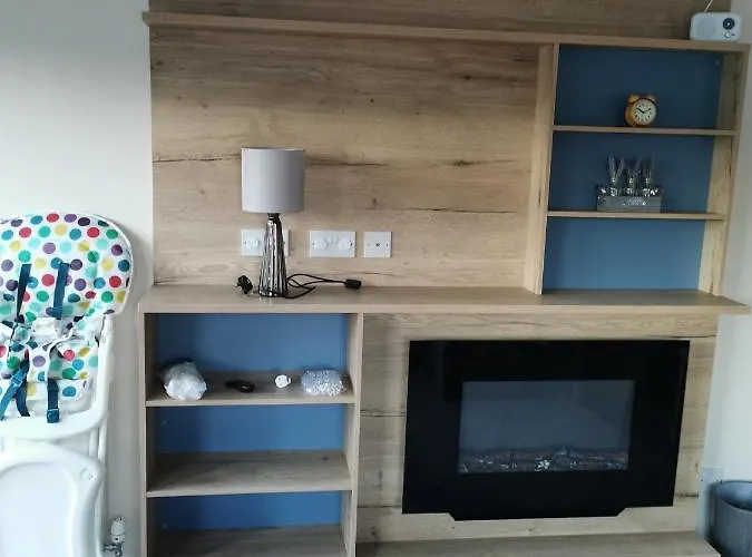 Rustling Pines At Knaresborough Lido * Харрогейт